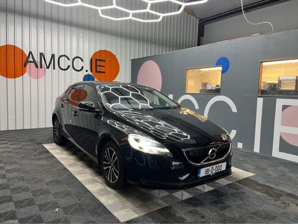 Volvo V40 Hatchback, Diesel, 2018, Black