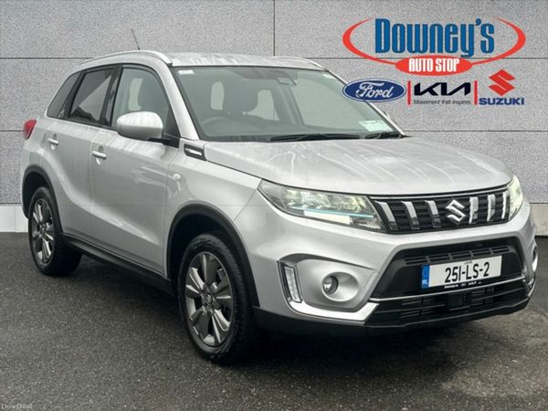 Suzuki Vitara Hatchback, Petrol, 2025, Silver