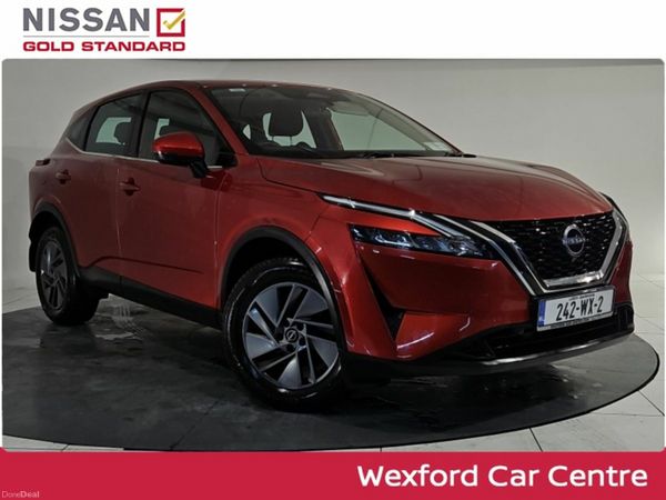 Nissan Qashqai MPV, Petrol, 2024, Red