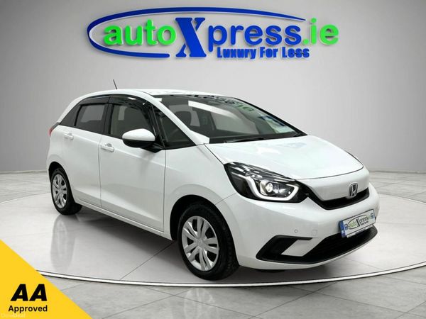 Honda Fit Hatchback, Petrol Hybrid, 2020, White