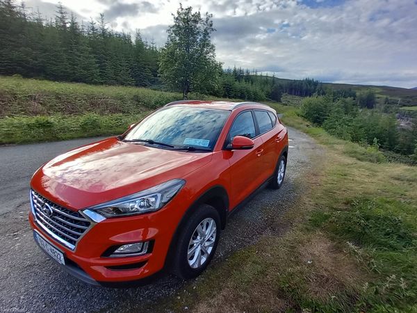 Hyundai Tucson SUV, Diesel, 2019, Red