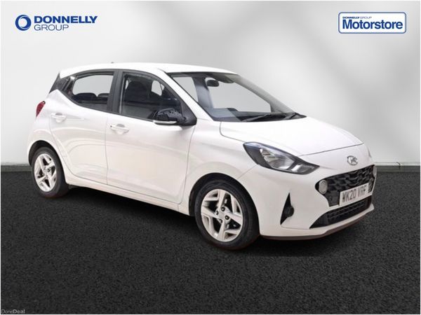 Hyundai i10 Hatchback, Petrol, 2020, White
