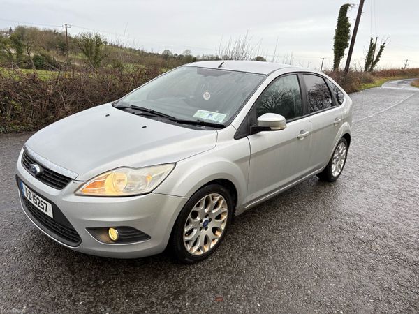 Ford Focus Hatchback, Diesel, 2011, Silver