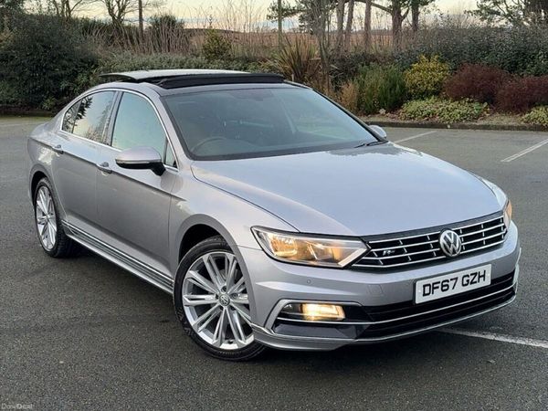 Volkswagen Passat Saloon, Diesel, 2018, Silver