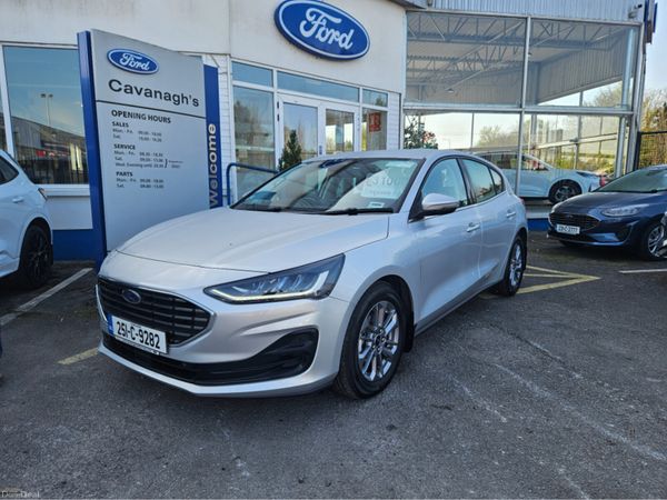 Ford Focus Hatchback, Petrol Hybrid, 2025, Grey