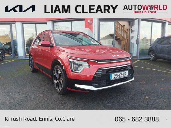 Kia Niro MPV, Petrol Plug-in Hybrid, 2023, Red