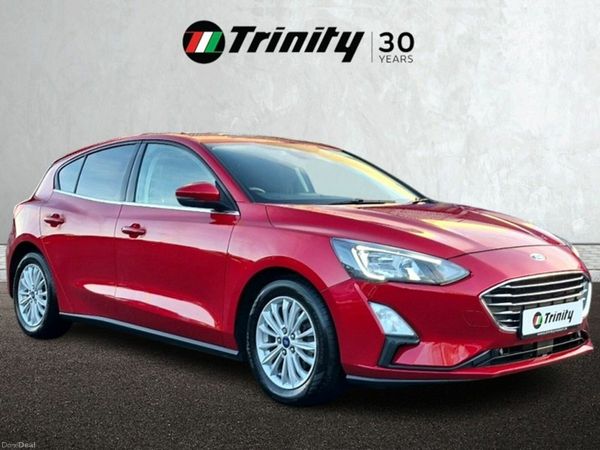 Ford Focus Hatchback, Petrol Hybrid, 2021, Red