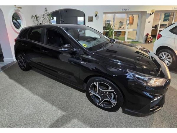Hyundai i30 Hatchback, Petrol, 2022, Black