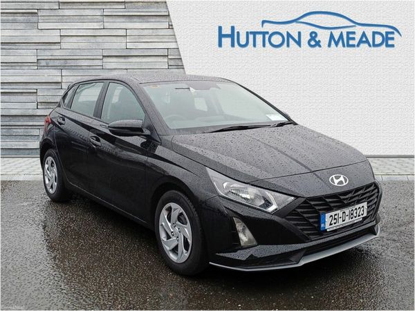 Hyundai i20 Hatchback, Petrol, 2025, Black