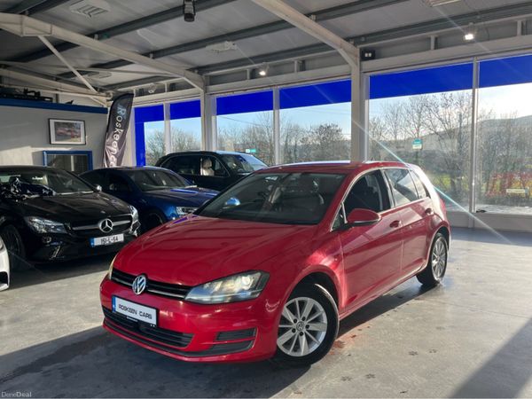 Volkswagen Golf Hatchback, Petrol, 2016, Red