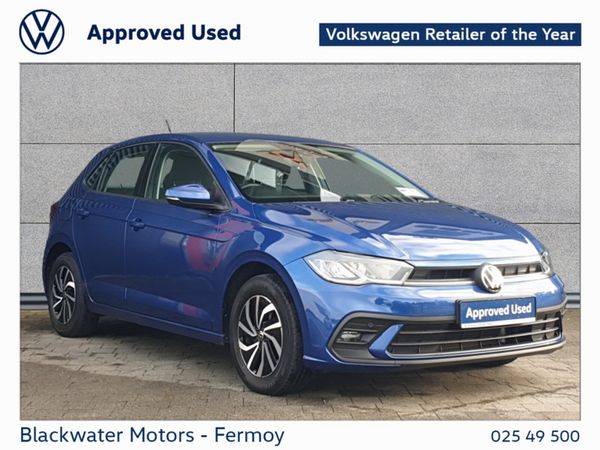 Volkswagen Polo Hatchback, Petrol, 2023, Blue