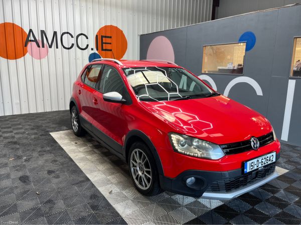Volkswagen Polo Hatchback, Petrol, 2015, Red