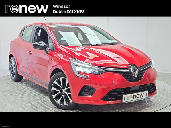 Renault Clio Hatchback, Petrol, 2023, Red