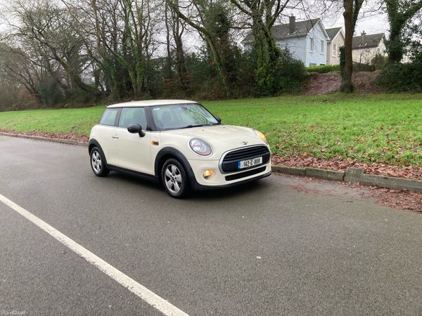 Mini One Hatchback, Petrol, 2014, White