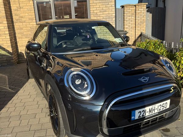 Mini Cooper Hatchback, Electric, 2022, Blue