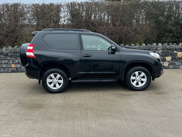 Toyota Land Cruiser SUV, Diesel, 2016, Black