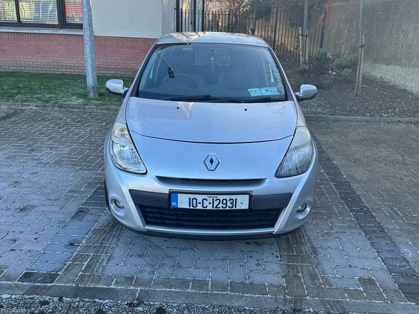 Renault Clio Hatchback, Ethanol Petrol, 2010, Silver