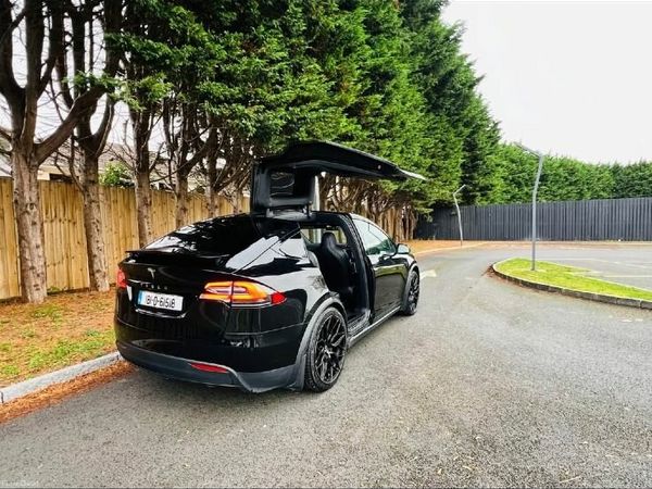 Tesla Model X MPV, Electric, 2018, Black