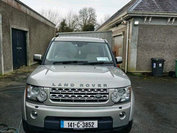 Land Rover Discovery SUV, Diesel, 2014, Gold