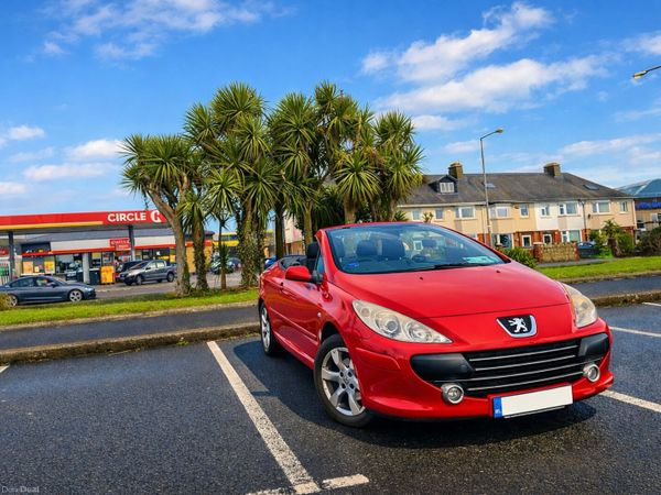 Peugeot 307 Convertible, Petrol, 2006, Red