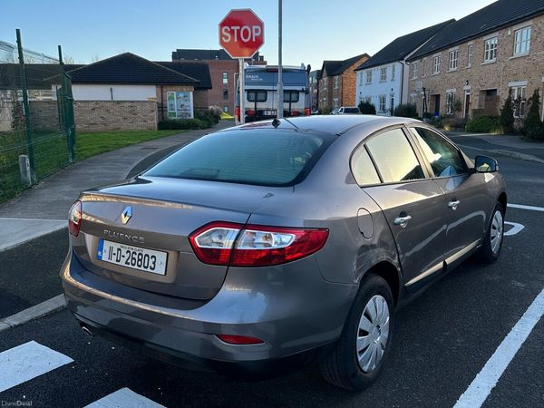 Renault Fluence Saloon, Diesel, 2011, Grey