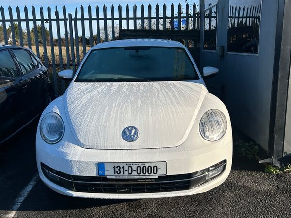 Volkswagen Beetle Hatchback, Petrol, 2013, White