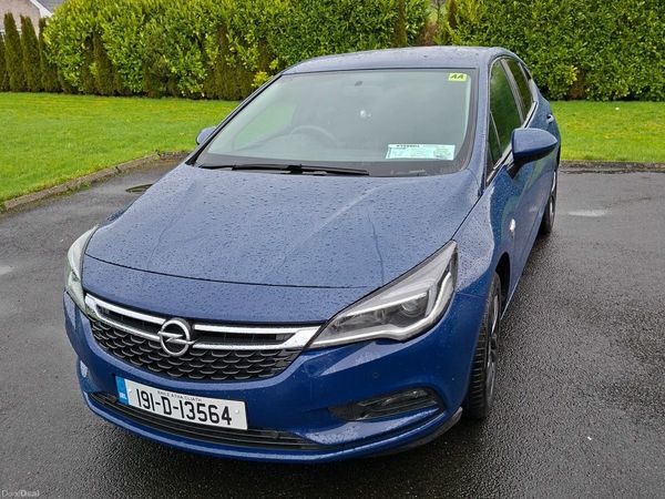 Opel Astra Hatchback, Petrol, 2019, Blue