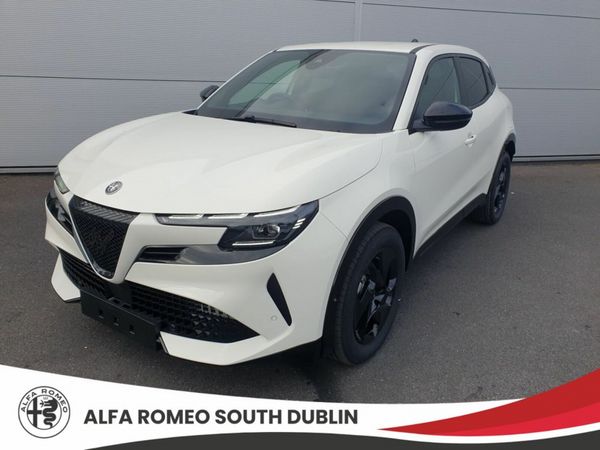 Alfa Romeo Junior Hatchback, Petrol Hybrid, 2026, White