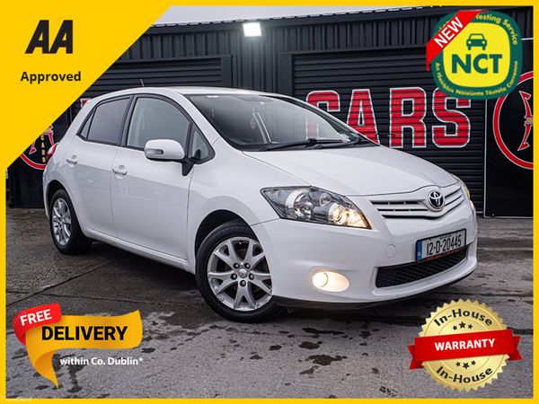Toyota Auris Hatchback, Diesel, 2012, White