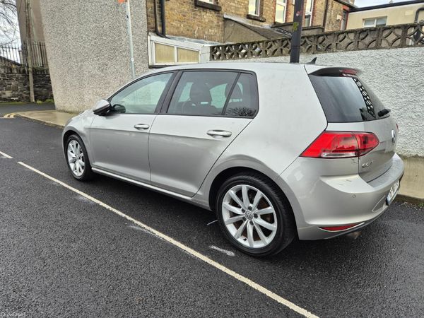 Volkswagen Golf Hatchback, Petrol, 2016, Silver
