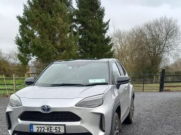 Toyota Yaris Cross Hatchback, Petrol Hybrid, 2022, Grey