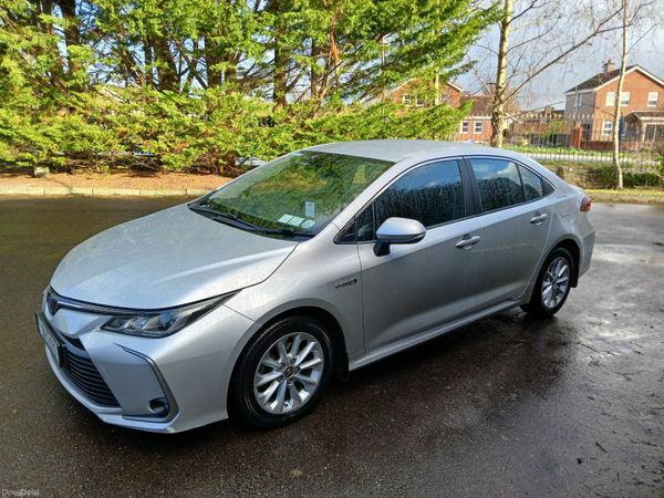 Toyota Corolla Saloon, Petrol Hybrid, 2021, Grey