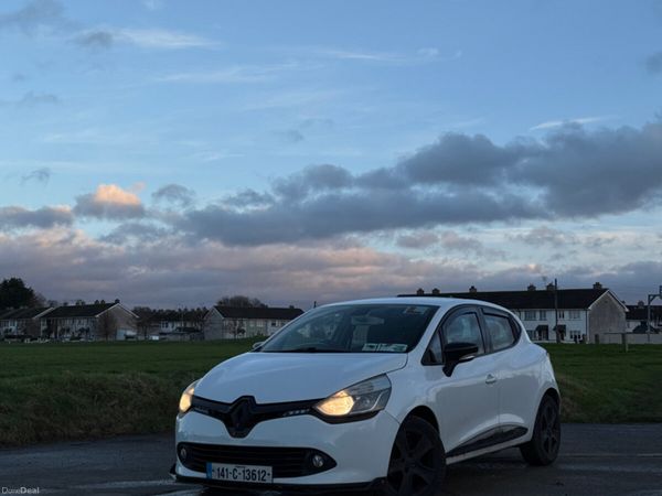 Renault Clio Hatchback, Diesel, 2014, White