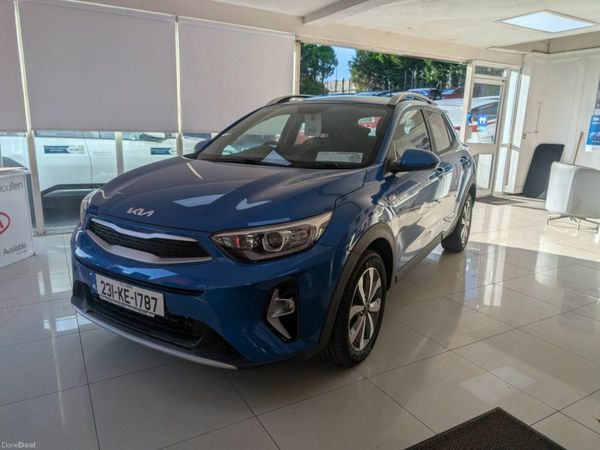 Kia Stonic Hatchback, Petrol, 2023, Blue