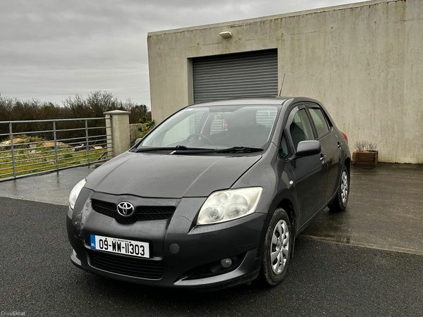 Toyota Auris Hatchback, Petrol, 2009, Grey