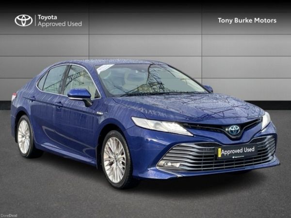 Toyota Camry Saloon, Petrol Hybrid, 2020, Blue