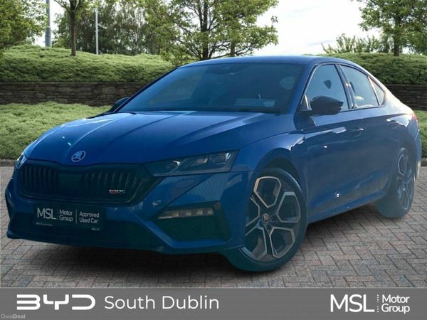 Skoda Octavia Saloon, Diesel, 2023, Blue