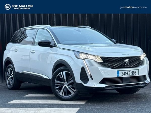 Peugeot 5008 MPV, Petrol Hybrid, 2024, White