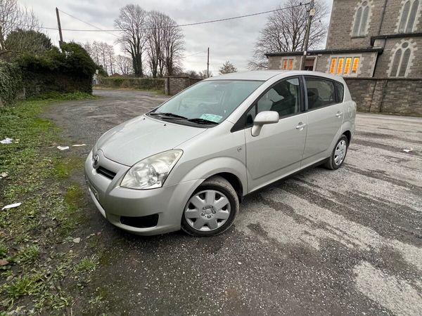 Toyota Corolla MPV, Petrol, 2008, Silver
