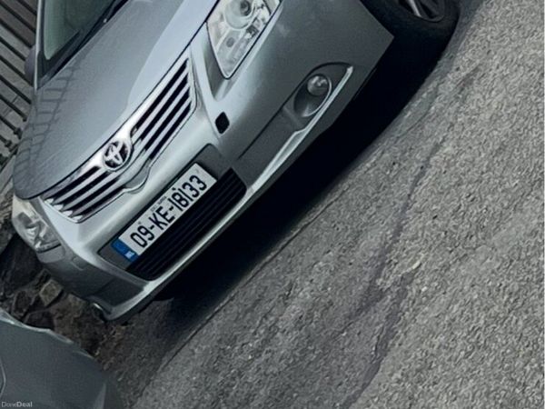 Toyota Avensis Saloon, Diesel, 2009, Grey