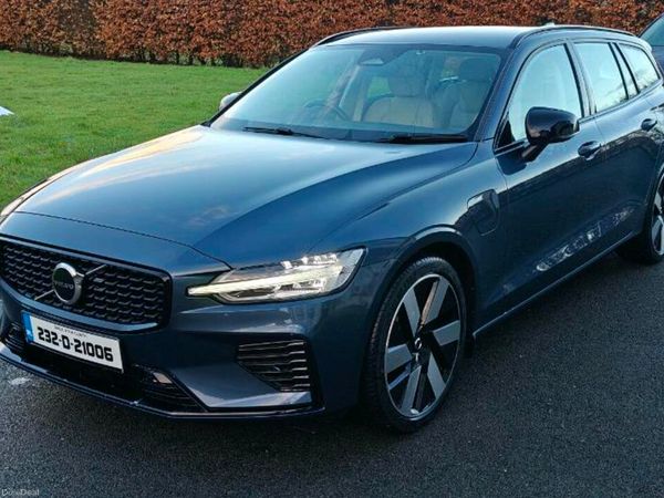 Volvo V60 Estate, Petrol Plug-in Hybrid, 2023, Blue