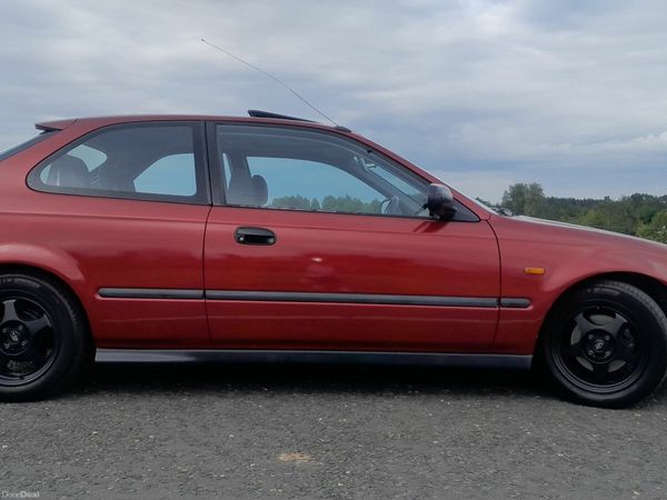 Honda Civic Hatchback, Petrol, 1998, Red