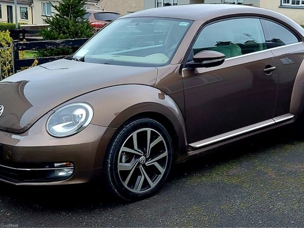 Volkswagen Beetle Hatchback, Petrol, 2014, Brown