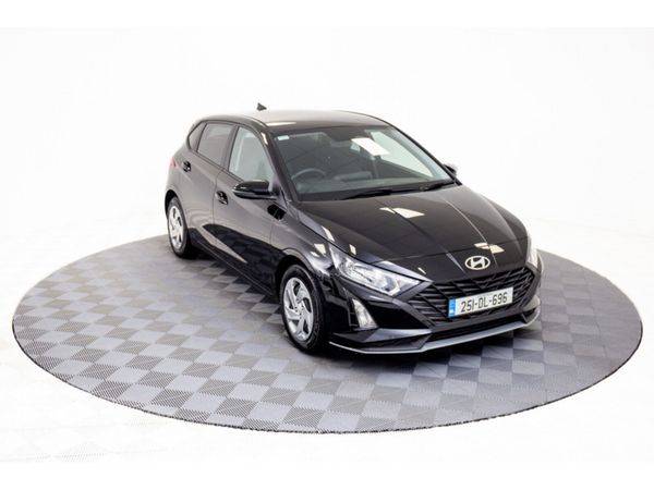 Hyundai i20 Hatchback, Petrol, 2025, Black
