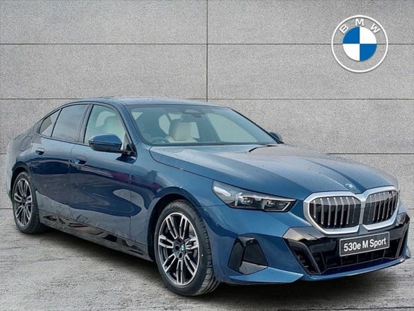 BMW 5-Series Saloon, Petrol Plug-in Hybrid, 2026, Blue