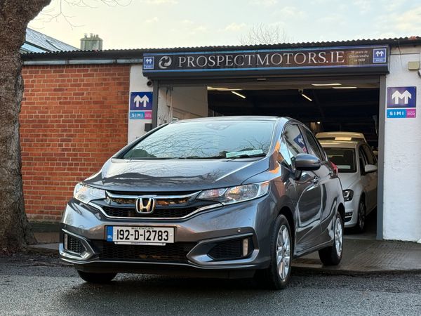 Honda Jazz Hatchback, Petrol, 2019, Grey