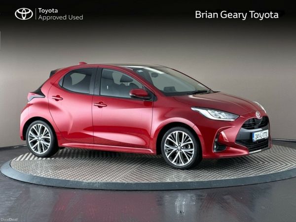 Toyota Yaris Hatchback, Petrol Hybrid, 2024, Red