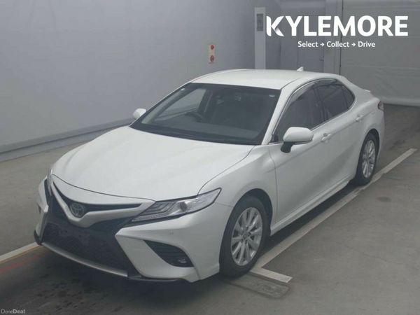 Toyota Camry Saloon, Petrol Hybrid, 2020, White