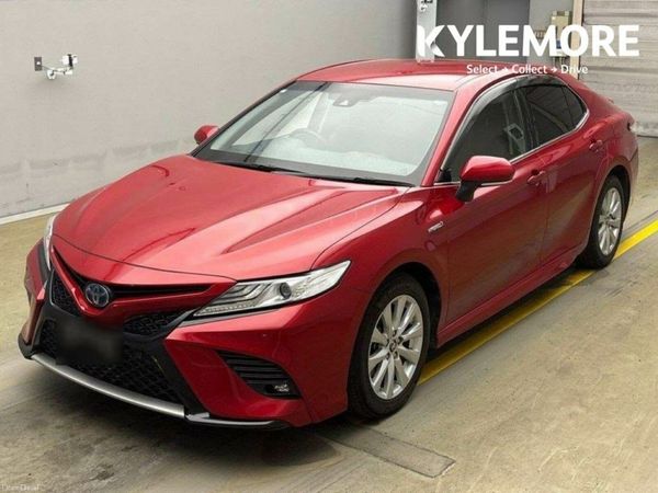 Toyota Camry Saloon, Petrol Hybrid, 2018, Red