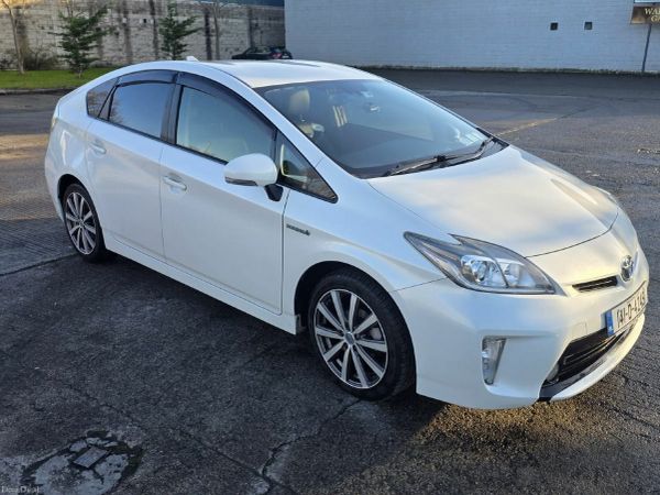 Toyota Prius Hatchback, Petrol Hybrid, 2014, White